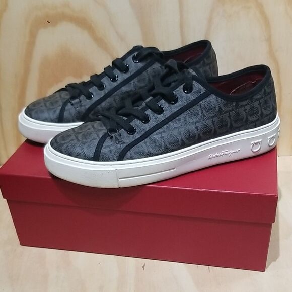 FERRAGAMO ANSON GRAY COATED CANVAS GANCINI LOGO PRINT BLACK SNEAKERS 9 - Picture 1 of 10